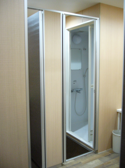 Shower Booth2.JPG