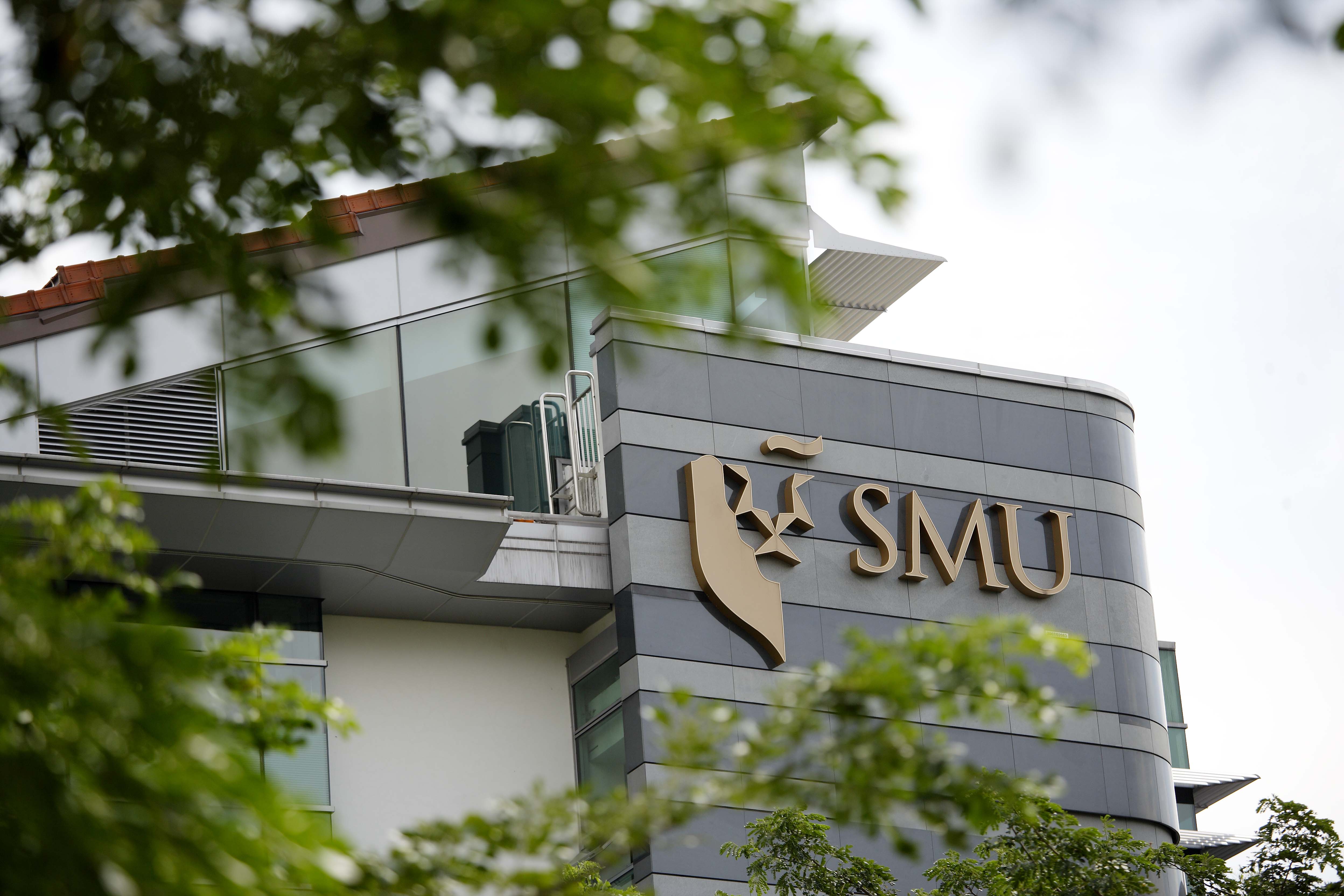 Photo3 - SMU building.jpg